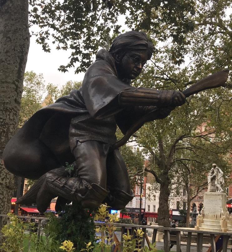 Leicester square films statues 