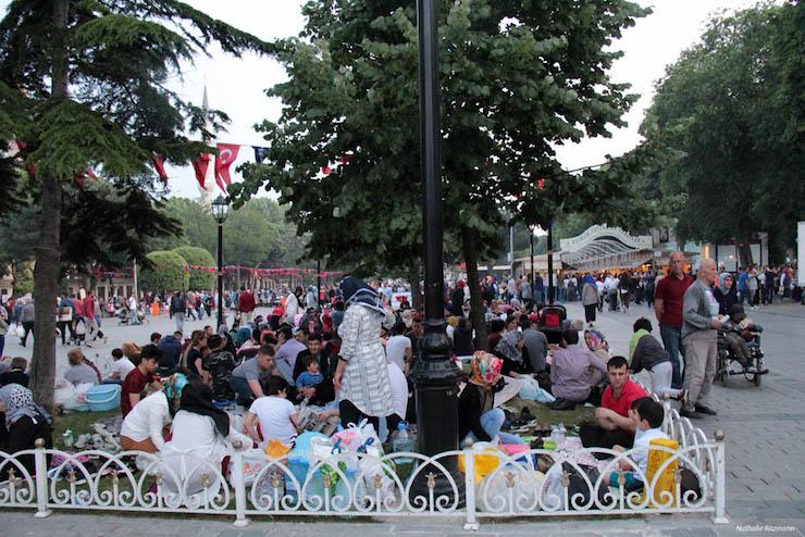 En attendant l'Iftar