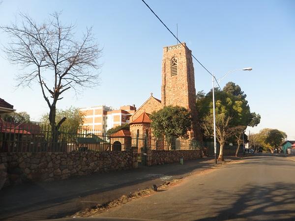 yeoville, karen lévy, quartier, johannesburg, bons plans, histoire, se loger, adresses, résidents, français, francophone