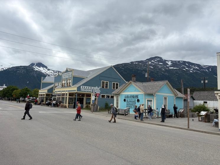 Les maisons sont dignes d’un western. On appelle l’Alaska « the last frontier » @ Emmanuelle Franks