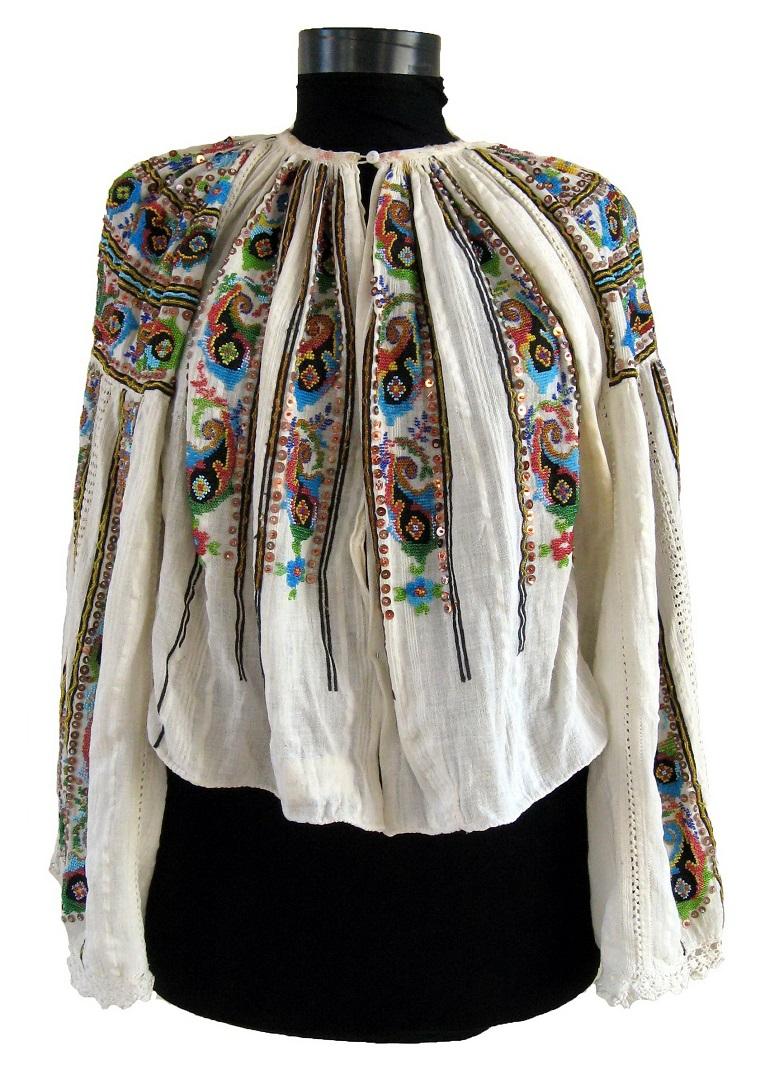 ie-chemise-traditionelle-roumaine-blouse-roumaine-artisanat