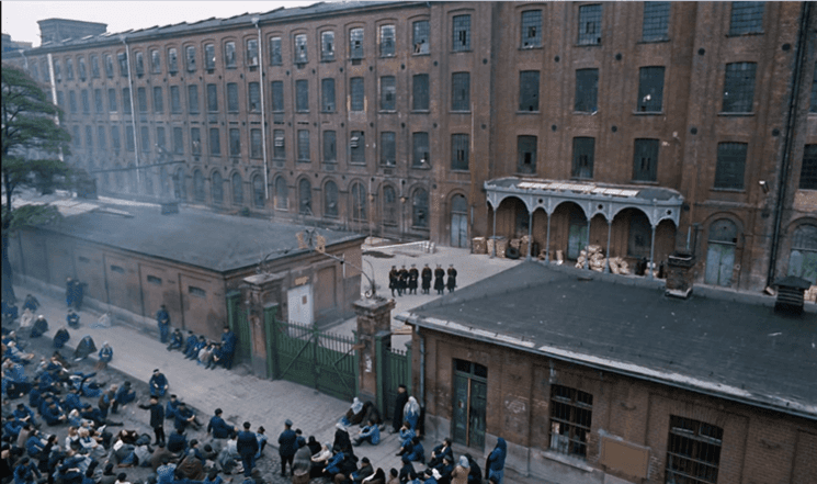 Księżny Młyn, capture du film « Terre promise », réalisé par Andrzej Wajda. (2 h 42 min 52 s — youtube)