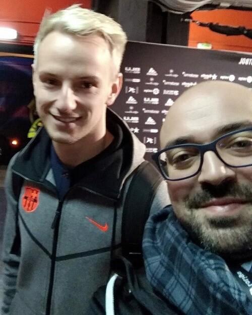 Avec Ivan Rakitic à Mestalla