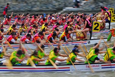 Dragon Boat Race (c) John Wong