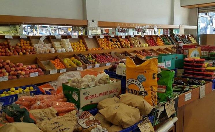 Interieur de KC vege and fruits center, Mont Eden