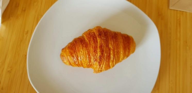 croissant hong kong boulangerie