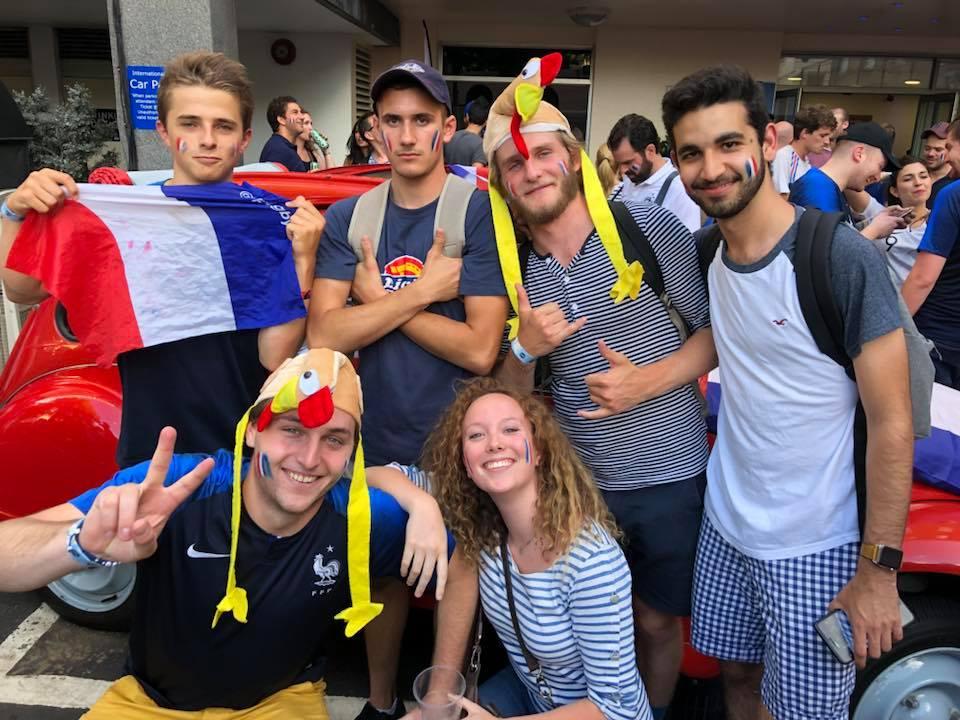 Bodega des Frenchies 