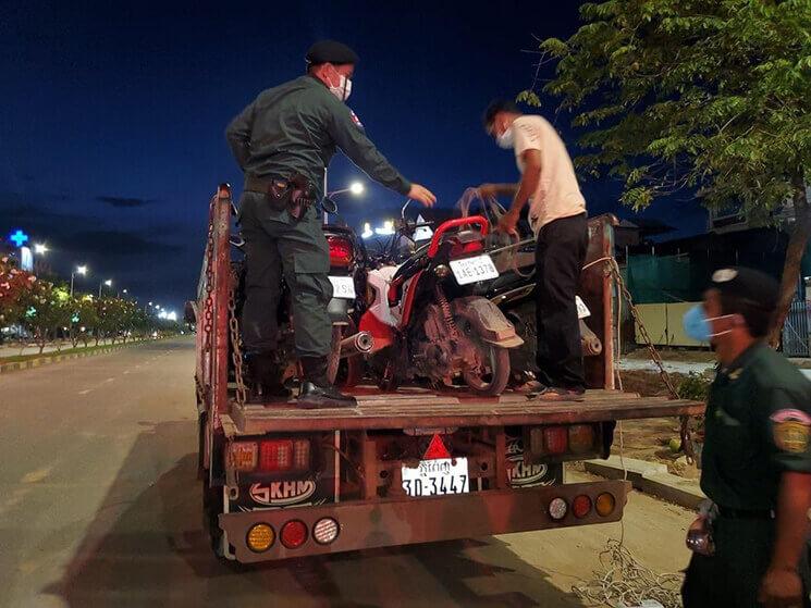 La police saisit les motos des récalcitrants au couvre-feu