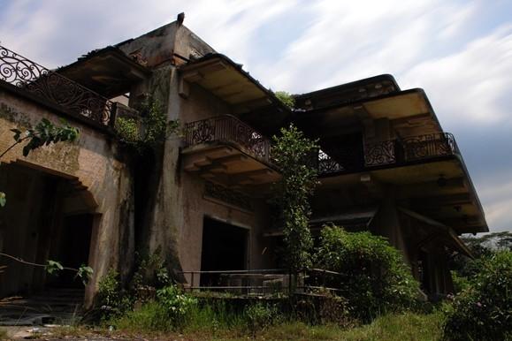 maison abandonnee