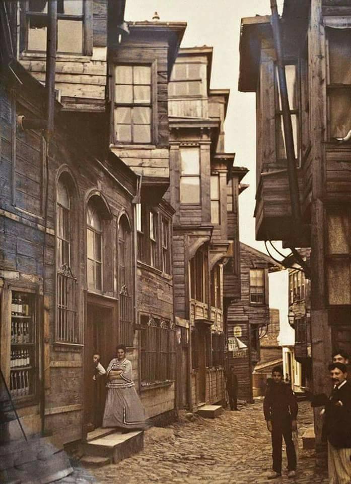 Maisons en bois d'Istanbul en 1912