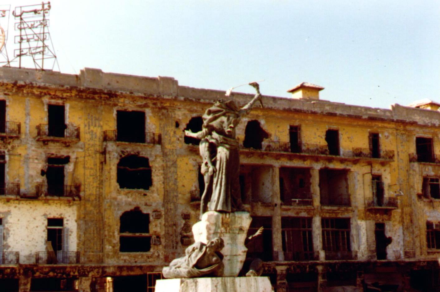 Statue des Martyrs, 1982