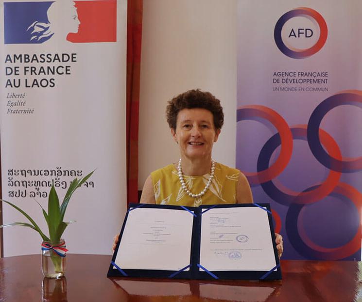 Mme Florence Jeanblanc-Risler, Ambassadrice de France au Laos