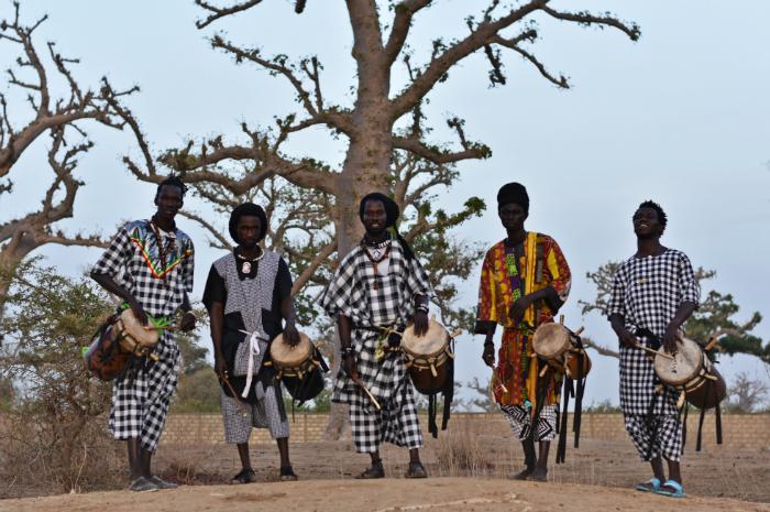 Ndigueul Ngueuweul Rythme Sénégal Griots Musique Traditionnelle