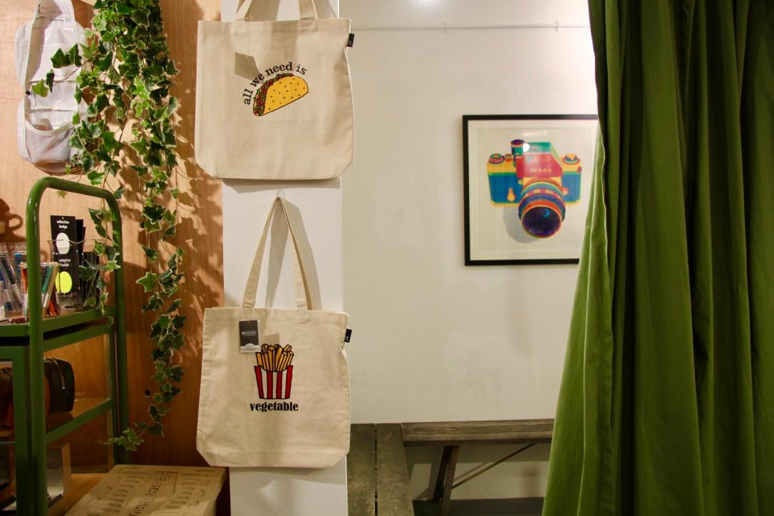 expat - expatrié - francophone - french - français - R-U - UK - Angleterre - Great - Britain - journal - News - information - actualité - communauté - magazine - Londres - mode - boutique - Garbstore