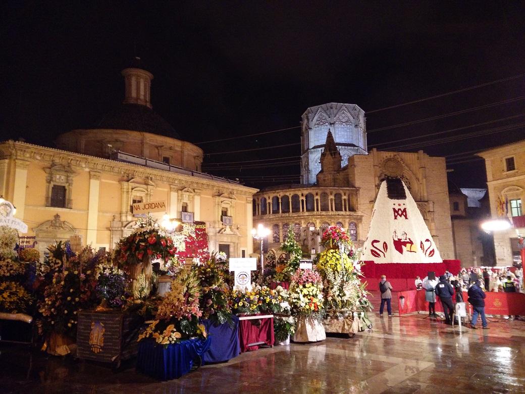 L'Ofrenda de 2016 qui s'est déroulée sous la pluie