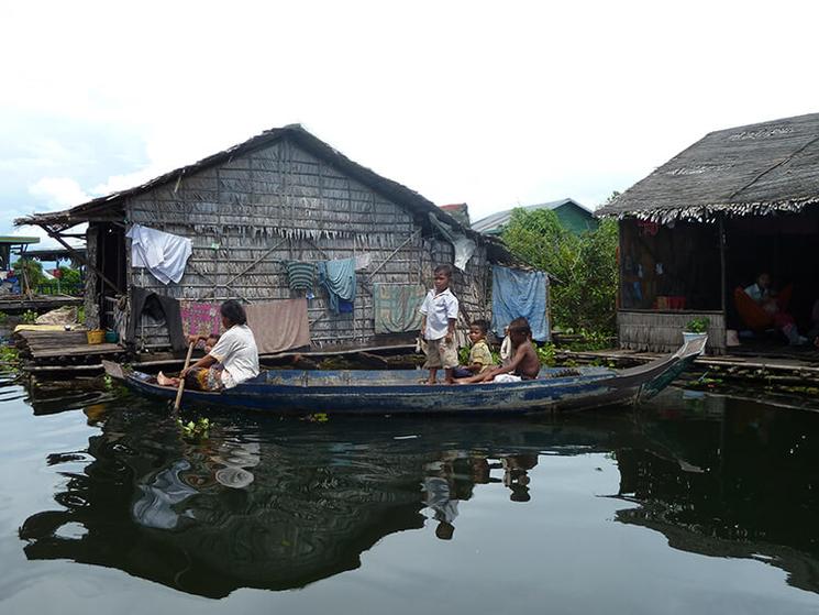 Habitant Tonle sap Cambodge