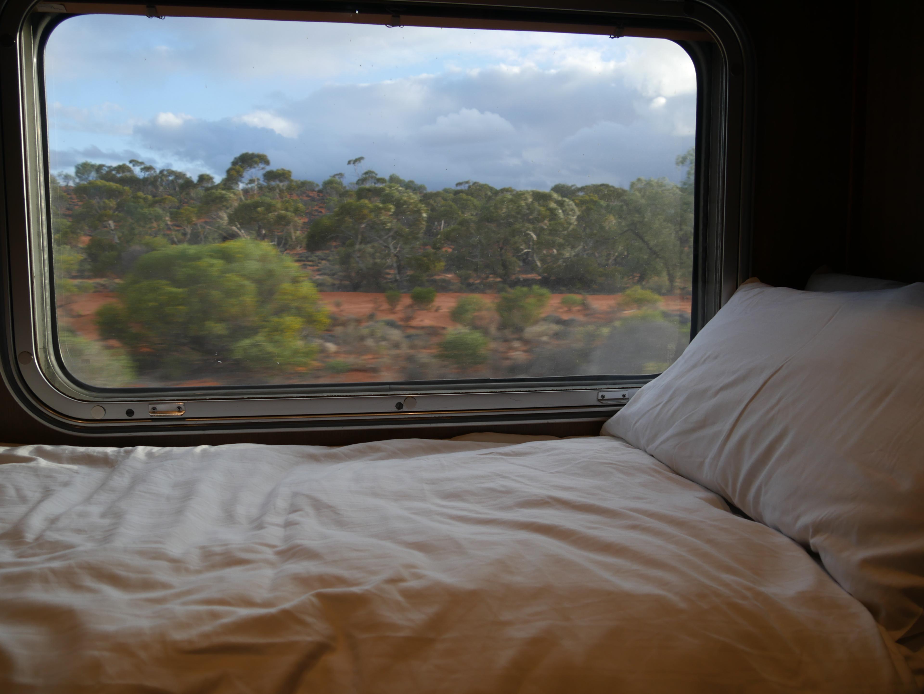 indian pacific train perth sydney australie voyage tourisme