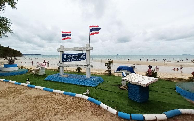 Vue de la plage de Sai Kaew a Sattahip pres de Pattaya