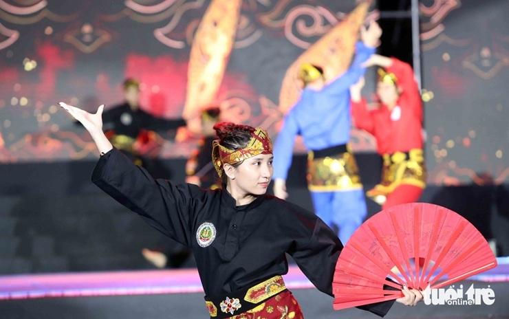 Le festival international d’arts martiaux à été ouvert par une performance de tambours à Ho Chi Minh Ville le 21 novembre 2025.