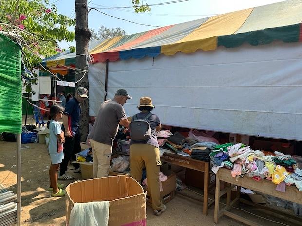 Dans le cœur des bénévoles : les missions médicales d'urgence de Mona Tep