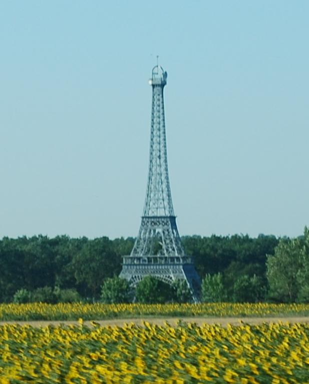 tour-eiffel-slobozia