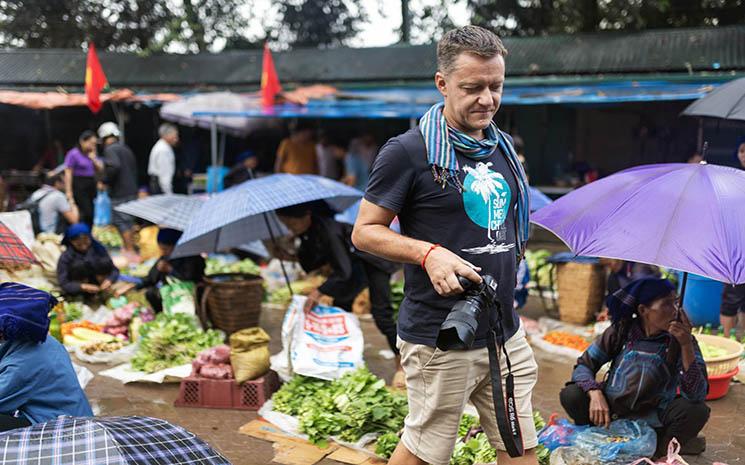 Regis Binard en voyage Photo au Vietnam par Etienne Bossot