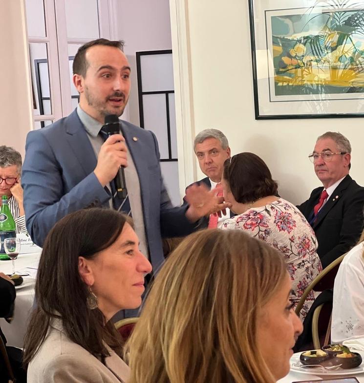 Alexandre Barrière Izard 