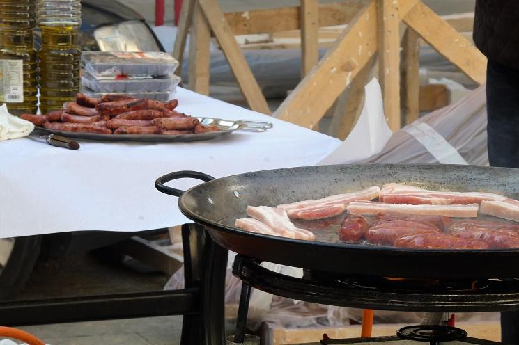 Les Fallas sont l'occasion de grands repas organisés par les Casals Fallers (Photo©LPJV)