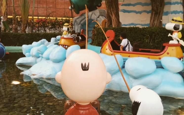 snoopy world hong kong