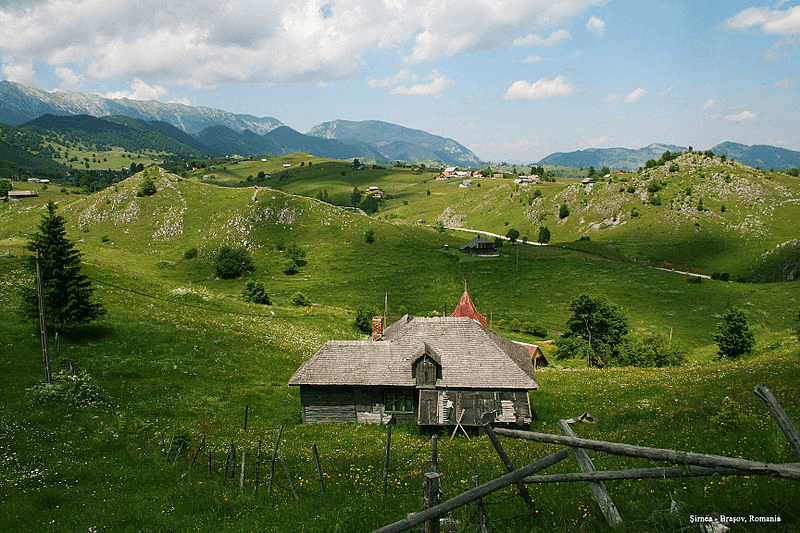 sirnea-brasov-village