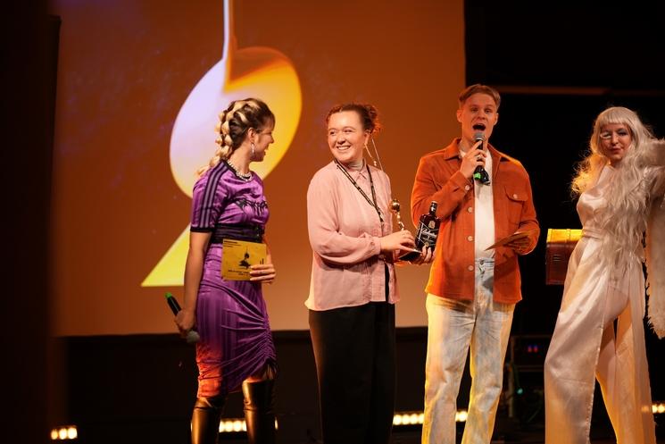 photo remise de prix sur la scène 