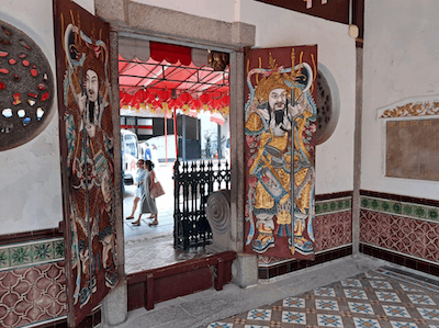 Entrée du temple Thian Hock Keng (© Jean-Michel Bardin)