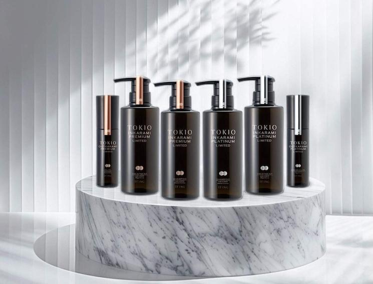 gamme de produits japonais de soins capillaires blanc et noir 