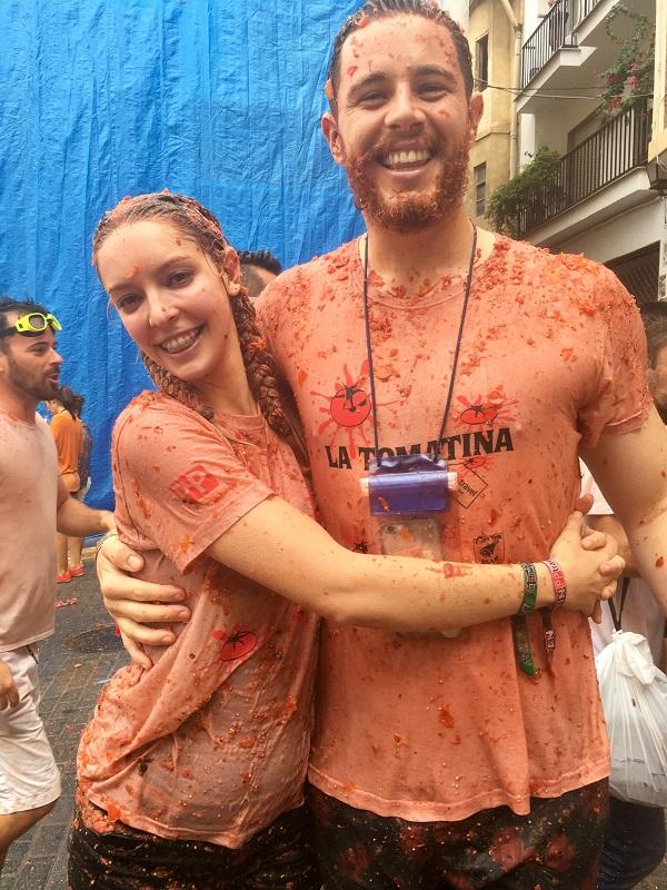 Un couple lors de la Tomatina