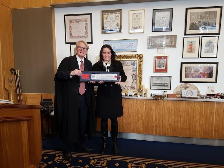 Véronique Rapetti décorée de la Freedom of the City of London (2018)