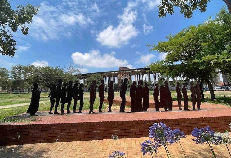 Walter Sisulu Square, Soweto