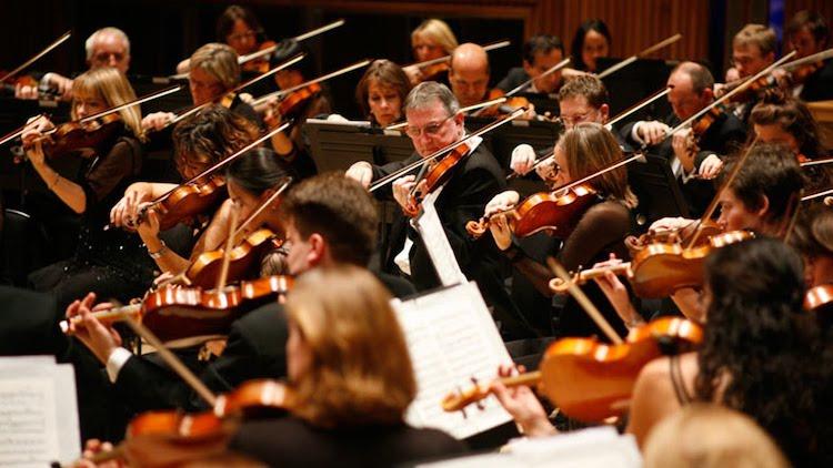 Saint Valentin Royal Orchestra