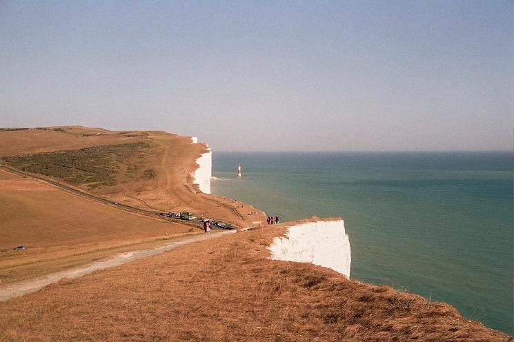 Vue au bord des falaises Seven Sisters