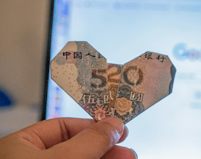 l'amour et l'argent en expatriation s'apprivoisent 