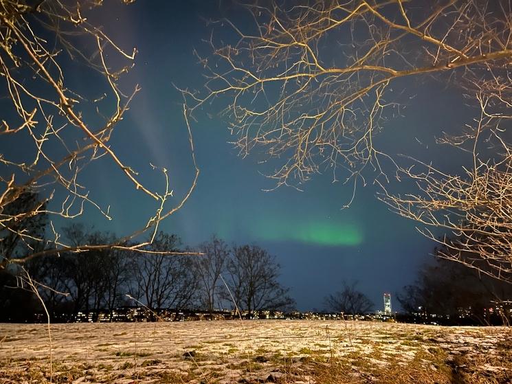 Aurore boréale dans le ciel de Stockholm 