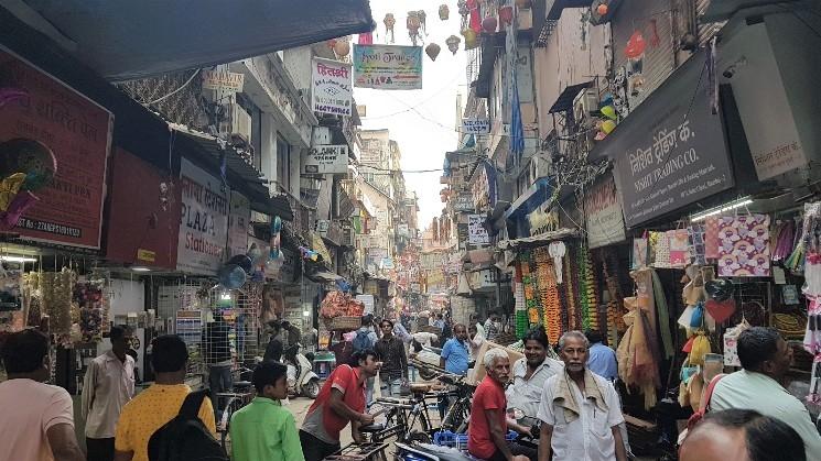 Les rues autour de Mangaldas Market