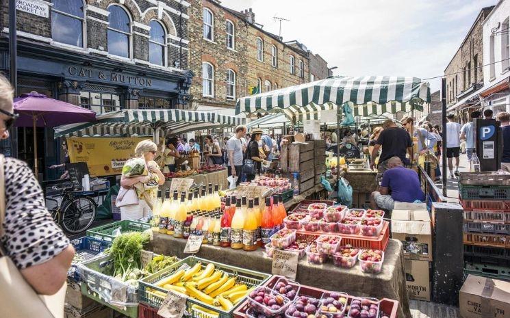 Broadway market