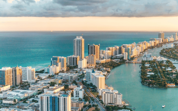 les cadres nomades à Miami