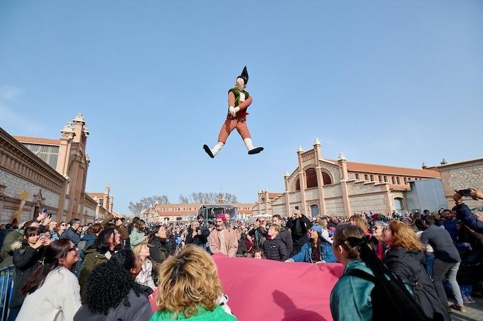  “el manteo de peleles” du carnaval de madrid