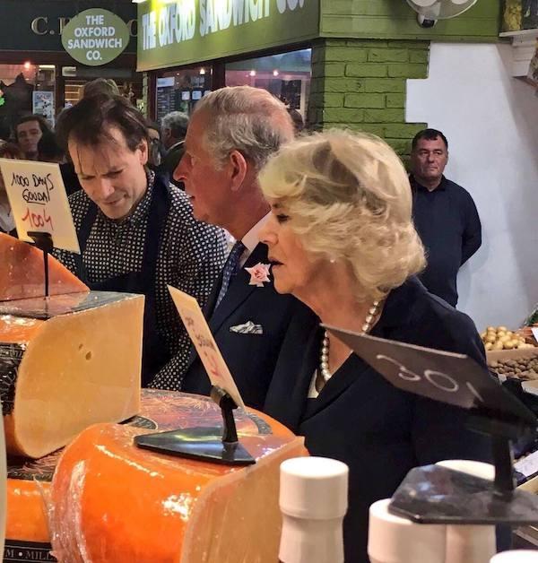 Charles III à l'Oxford Cheese Company en 2017