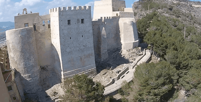 les forteresses du chateau de cullera en espagne