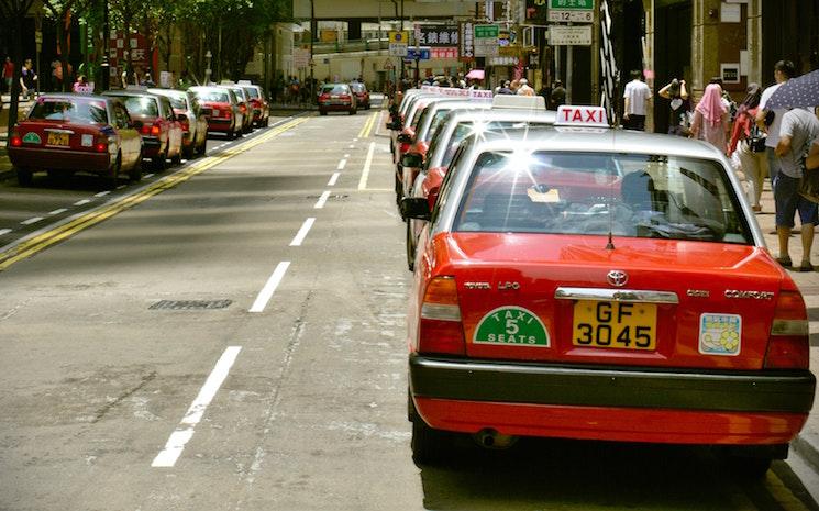 queue taxis Hong Kong