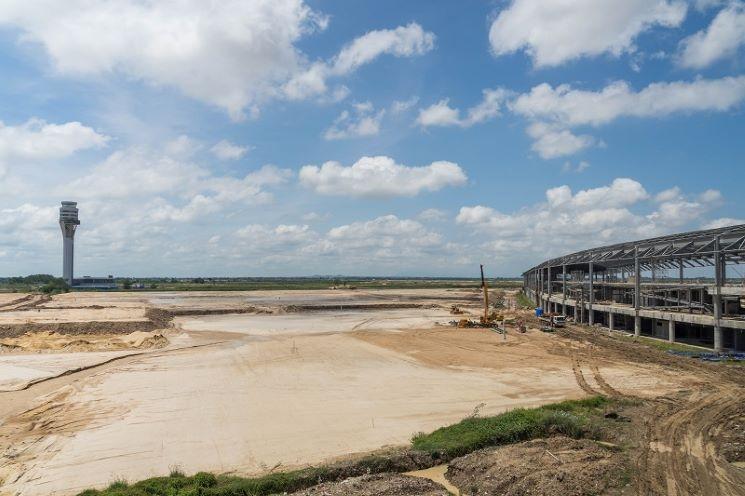 construction site nouvel aéroport