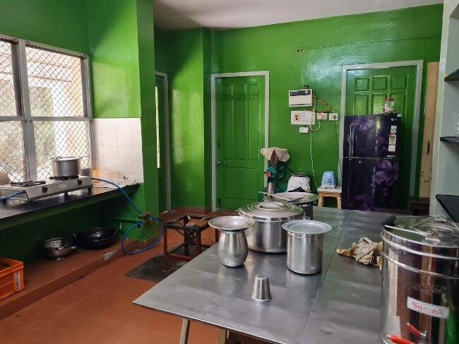 La cuisine où sont préparés les repas. Photo : RM