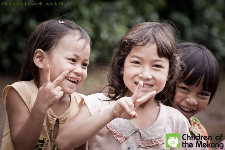 Des enfants en Asie du Sud-Est, soutenus par l'association Children of the Mekong, branche de londres de l'association Enfants du Mékong